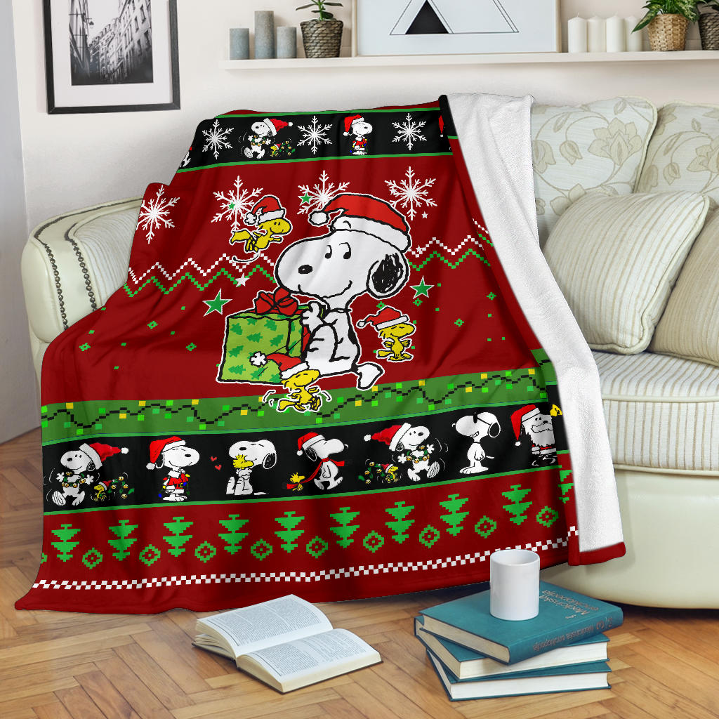 Snoopy Christmas Blanket Amazing Gift Idea