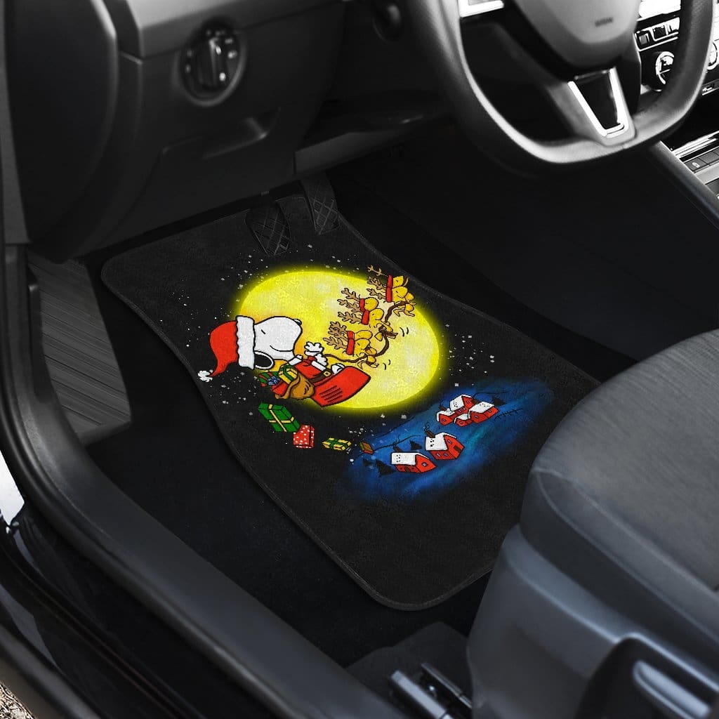 Snoopy Christmas Front And Back Car Mats (Set Of 4)